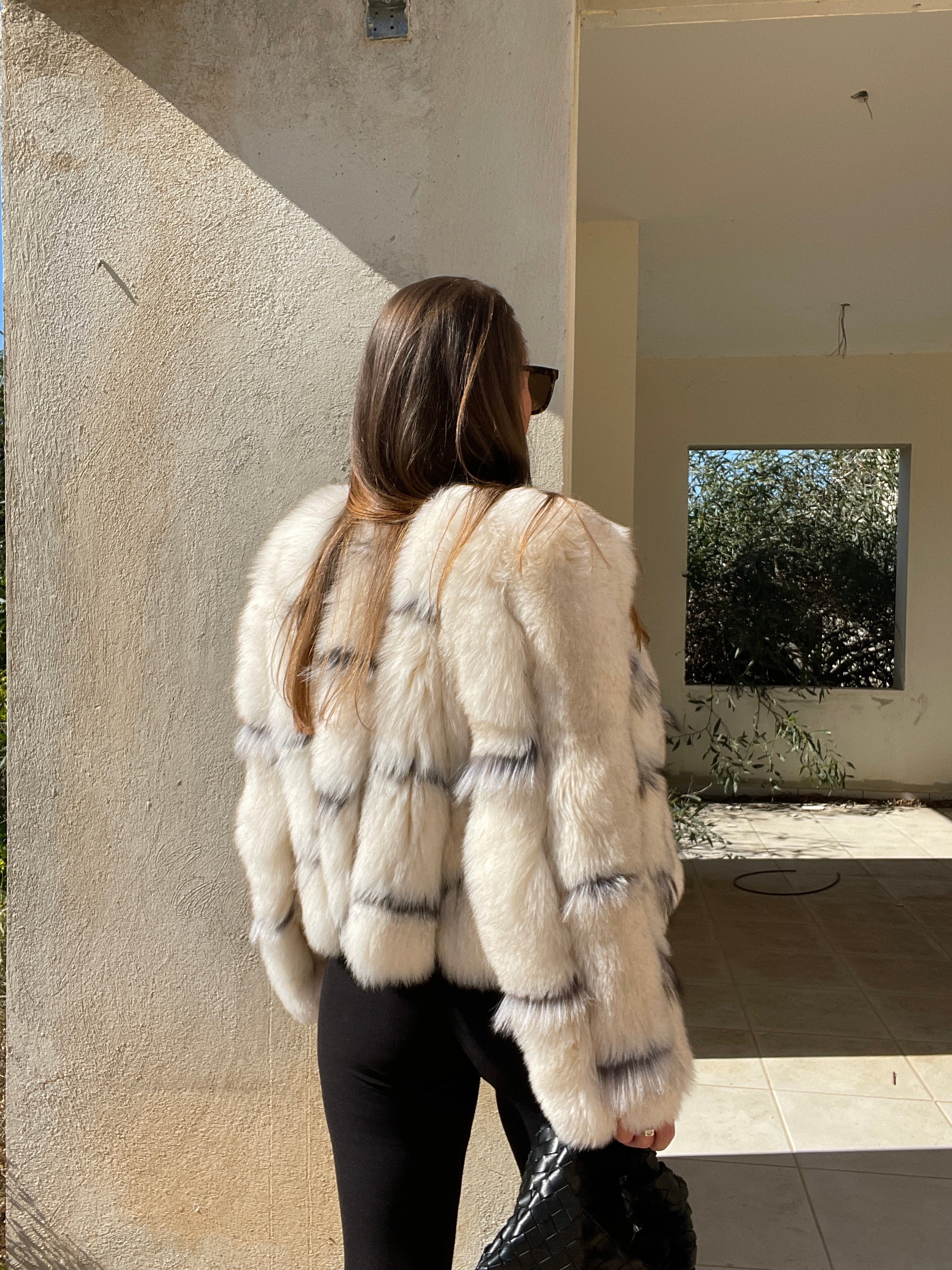 Spotted fur outlet coat